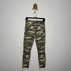 Mother High Waisted Looker Ankle Fray 26